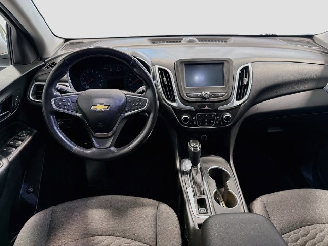 Used 2018 Chevrolet Equinox LT FWD image 19