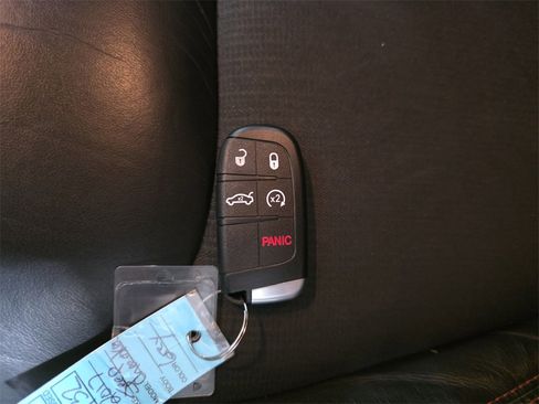 Used 2017 Jeep Cherokee Trailhawk w/ Comfort & Convenience Group image 36