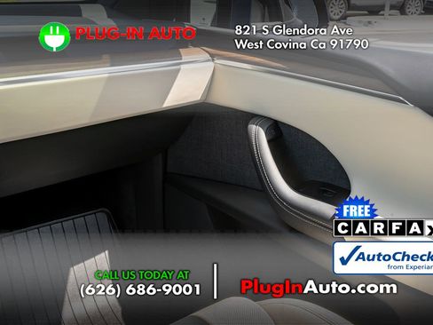 Used 2022 Tesla Model X image 19