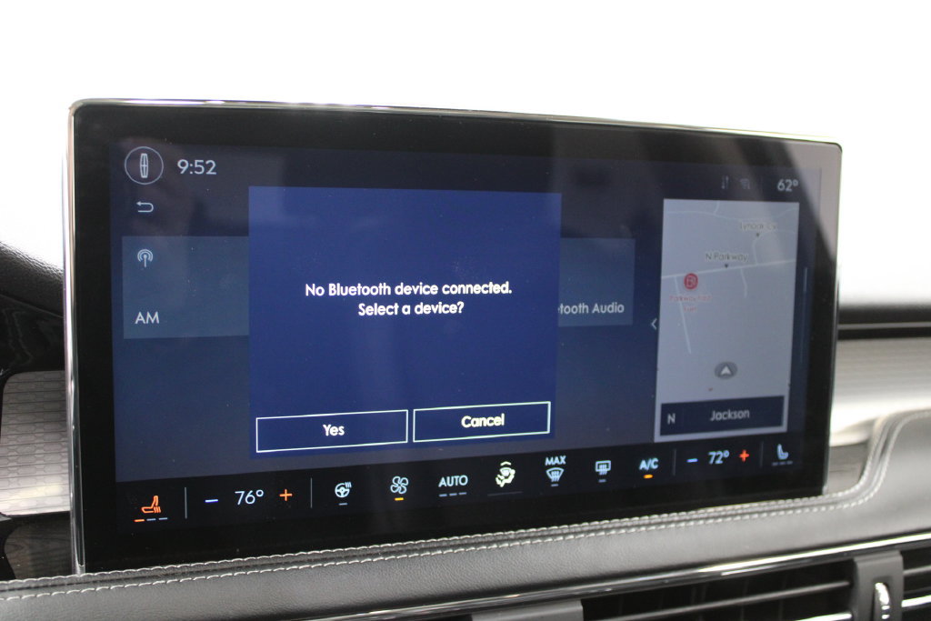 Used 2023 Lincoln Corsair AWD w/ Equipment Group 101A image 39