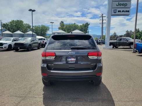 Used 2020 Jeep Grand Cherokee Limited w/ Luxury Group II AWD/4WD image 12