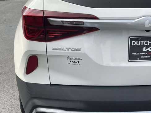 Used 2023 Kia Seltos S w/ Navigation Package image 12