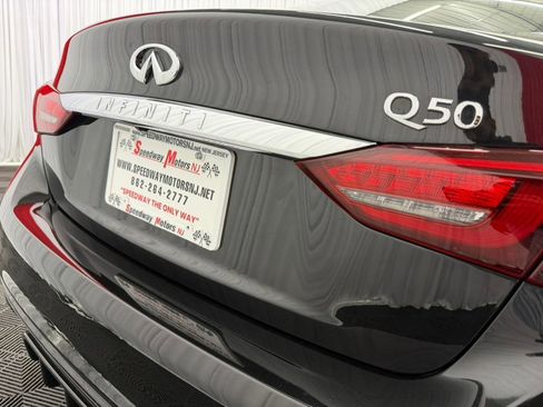 Used 2018 INFINITI Q50 Luxe w/ Cargo Package (L95) AWD/4WD image 35