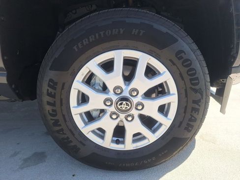 Used 2026 Toyota Tacoma SR5 image 19