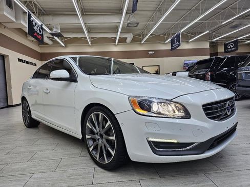 Used 2015 Volvo S60 T6 Platinum image 4