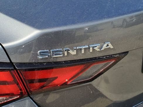 Used 2024 Nissan Sentra SV FWD image 8