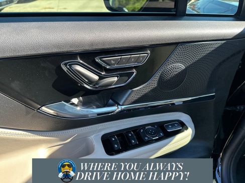 New 2026 Lincoln Corsair Premiere image 11