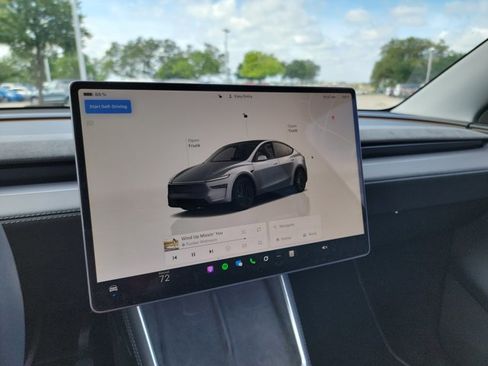 Used 2026 Tesla Model Y Long Range AWD/4WD image 20