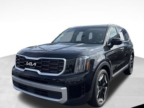 Certified 2025 Kia Telluride S FWD image 1