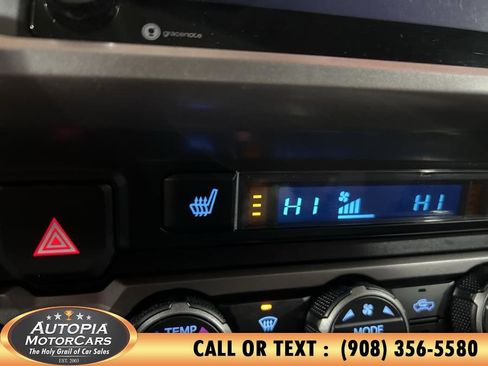 Used 2021 Toyota Tacoma SR5 image 32