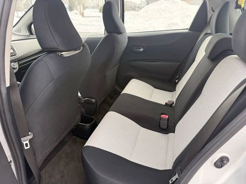 Used 2012 Toyota Yaris LE image 12