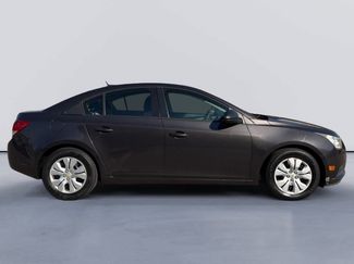 Used 2014 Chevrolet Cruze LS video 2