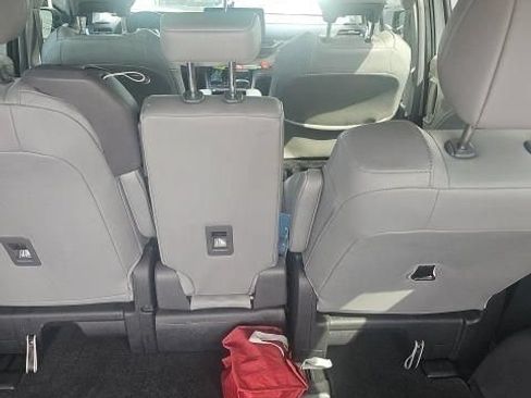 Used 2022 Toyota Sienna XLE FWD image 8
