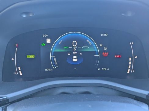 Used 2025 Toyota Camry LE image 23