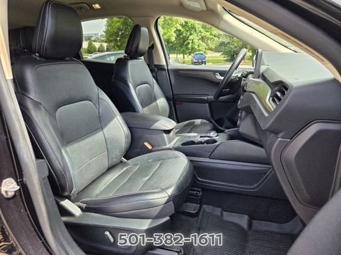 Used 2020 Ford Escape Titanium AWD/4WD image 21