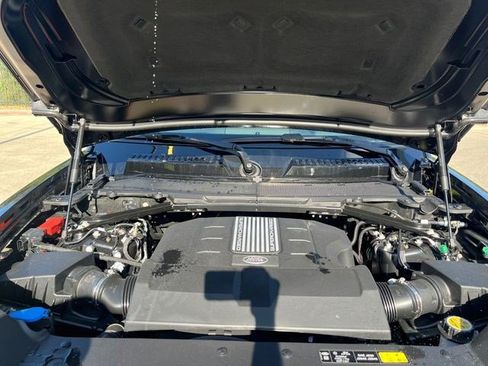 New 2026 Land Rover Defender 110 V8 AWD/4WD image 23