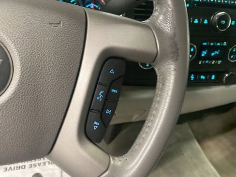 Used 2014 Chevrolet Silverado 2500 LT w/ Interior Plus Package image 19