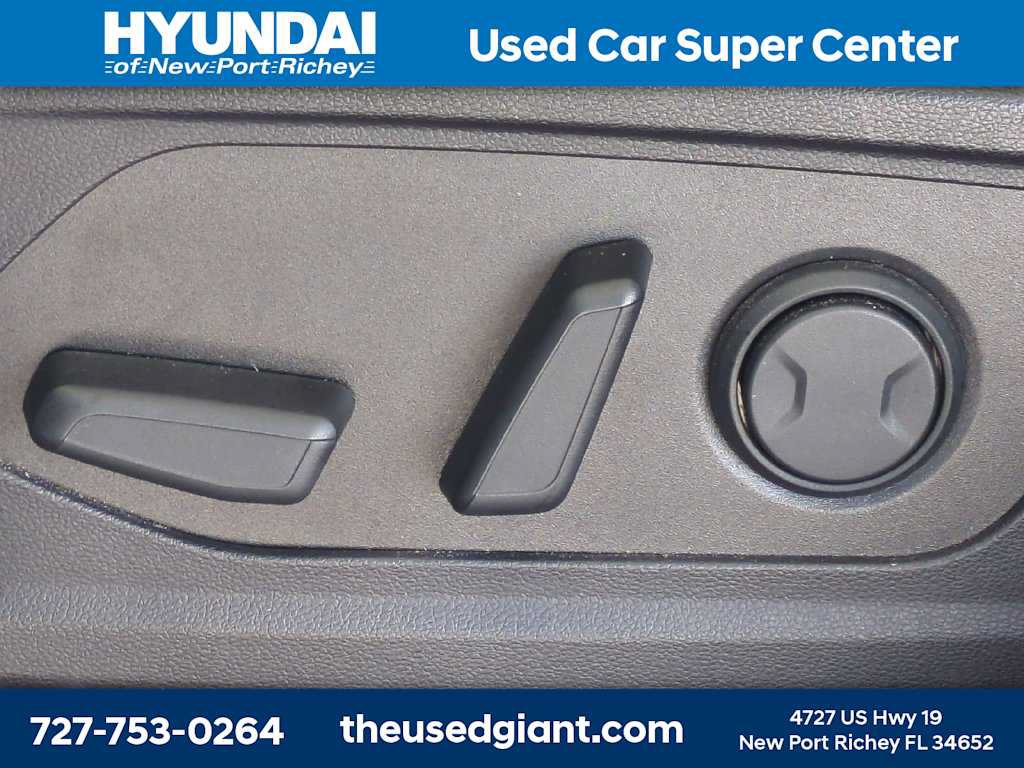 Certified 2022 Hyundai Tucson Limited w/ Cargo Package FWD image 22