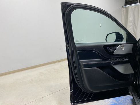 Used 2020 Lincoln Aviator Grand Touring w/ Equipment Group 302A image 23