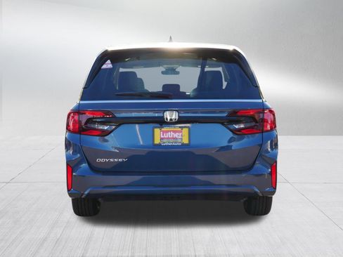New 2026 Honda Odyssey EX-L image 6