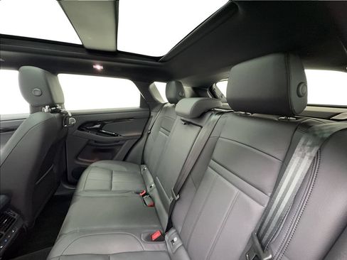 Used 2025 Land Rover Range Rover Evoque Dynamic SE AWD/4WD image 25