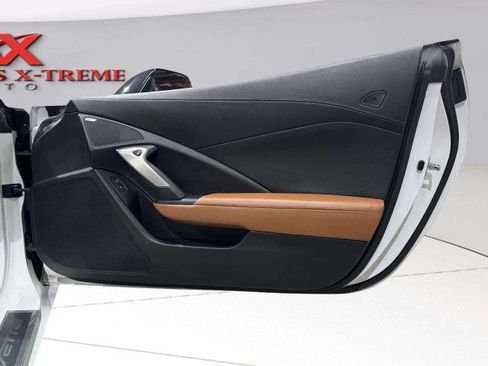 Used 2014 Chevrolet Corvette Stingray Convertible w/ 2LT Preferred Equipment Group image 45