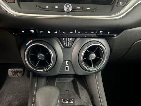 Certified 2023 Chevrolet Blazer LT w/ Convenience Package FWD image 17