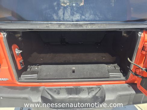 Used 2020 Jeep Wrangler Unlimited Sport S AWD/4WD image 30