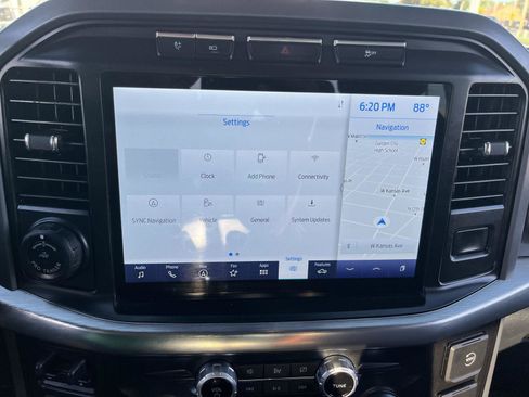 Certified 2021 Ford F150 Lariat w/ Equipment Group 502A High image 22