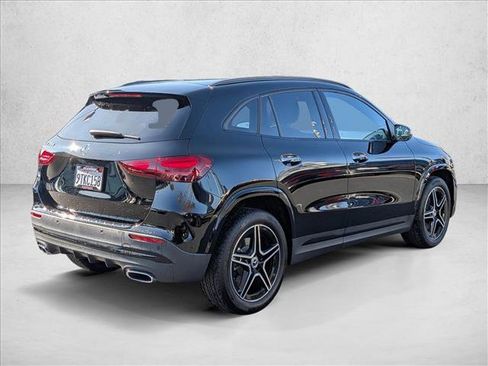 Certified 2025 Mercedes-Benz GLA 250 image 5