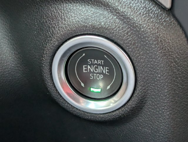 Used 2020 GMC Sierra 3500 Denali w/ Denali Ultimate Package AWD/4WD image 31