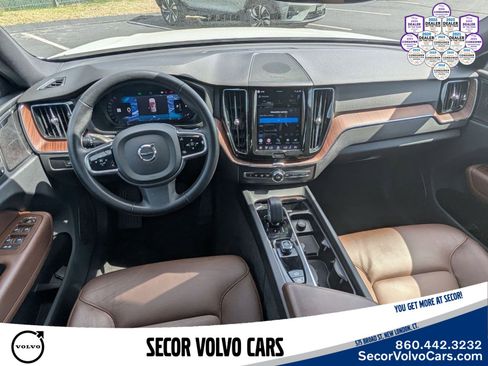 Certified 2023 Volvo XC60 B5 Plus w/ Climate Package AWD/4WD image 12