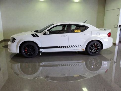 Used 2014 Dodge Avenger SXT w/ Rallye Appearance Group image 14