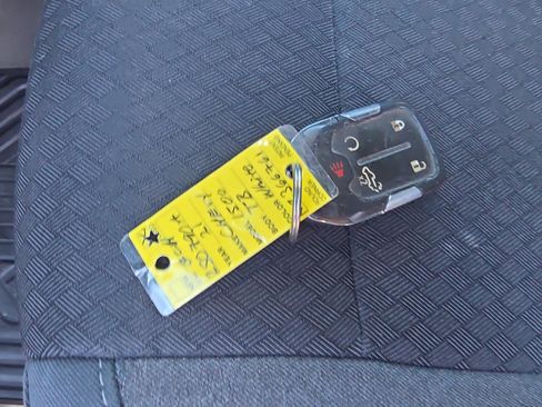 Used 2021 Chevrolet Silverado 1500 LT Trail Boss w/ Convenience Package II image 29