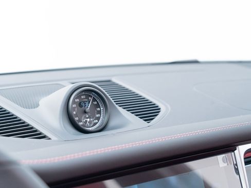 New 2026 Porsche Macan S image 26