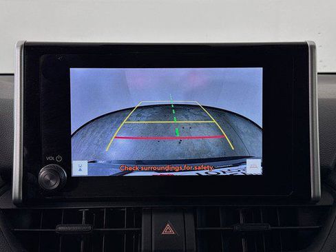 Certified 2025 Toyota RAV4 LE AWD/4WD image 13