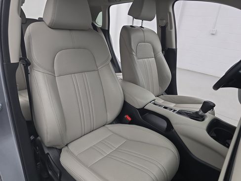 Used 2024 Honda HR-V EX-L image 12