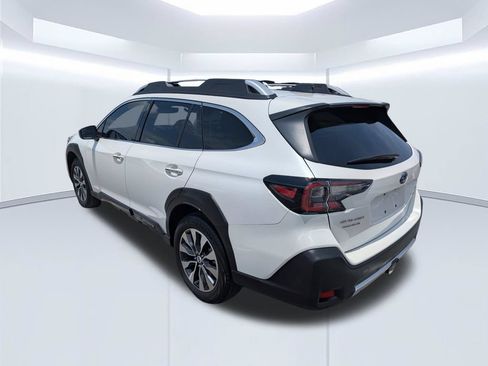 Used 2024 Subaru Outback Touring XT AWD/4WD image 8