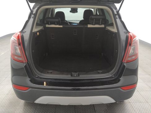 Used 2020 Buick Encore Preferred FWD image 29