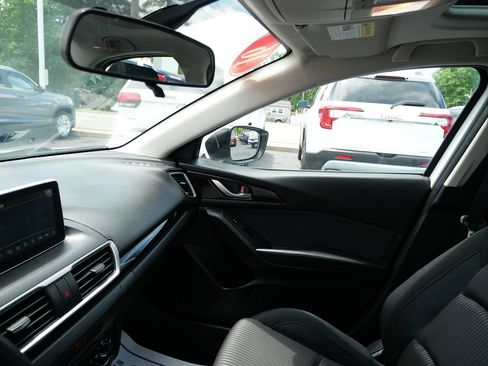 Used 2016 MAZDA MAZDA3 i Touring FWD image 12