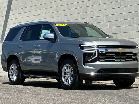 Certified 2025 Chevrolet Tahoe Premier AWD/4WD image 2