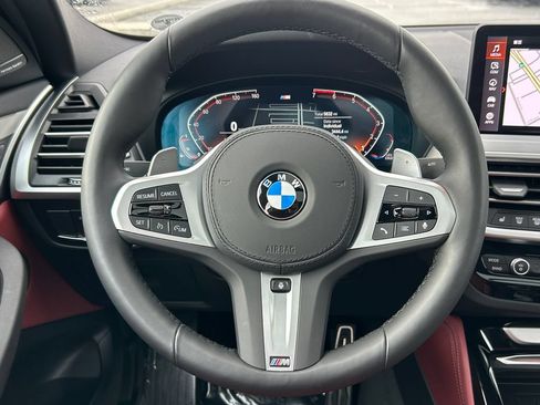Used 2025 BMW X4 xDrive30i w/ M Sport Package AWD/4WD image 18