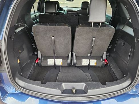 Used 2016 Ford Explorer XLT w/ Equipment Group 202A AWD/4WD image 6