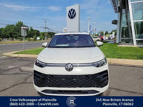 New 2026 Volkswagen Tiguan SEL R-Line AWD/4WD image 2