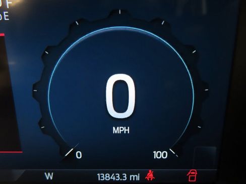 Used 2025 Ford F450 Platinum image 14