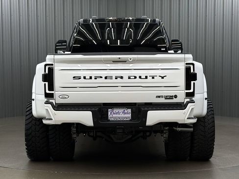 Used 2026 Ford F450 Platinum w/ FX4 Off-Road Package AWD/4WD image 4