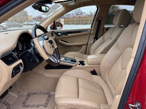 Used 2017 Porsche Macan S image 26