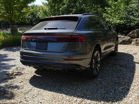 Used 2025 Audi Q8 Premium Plus w/ Premium Plus Package AWD/4WD image 5