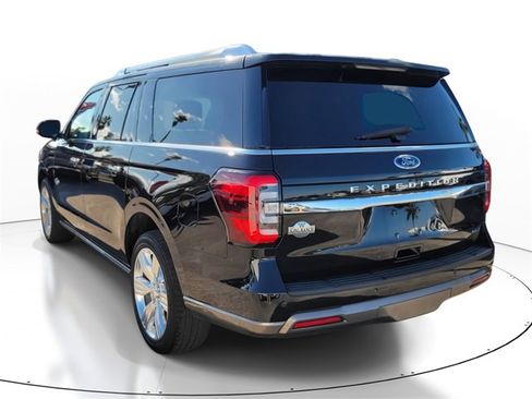 Used 2022 Ford Expedition Max King Ranch image 2