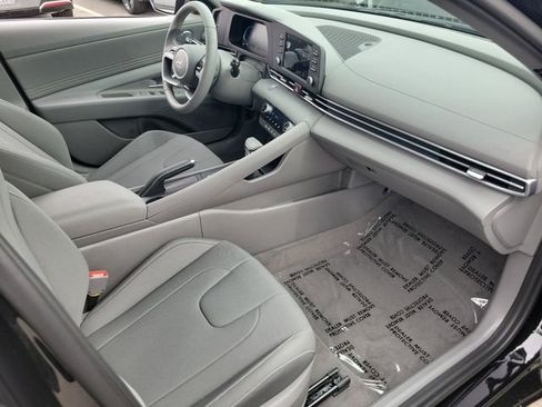 New 2026 Hyundai Elantra Sport FWD image 16